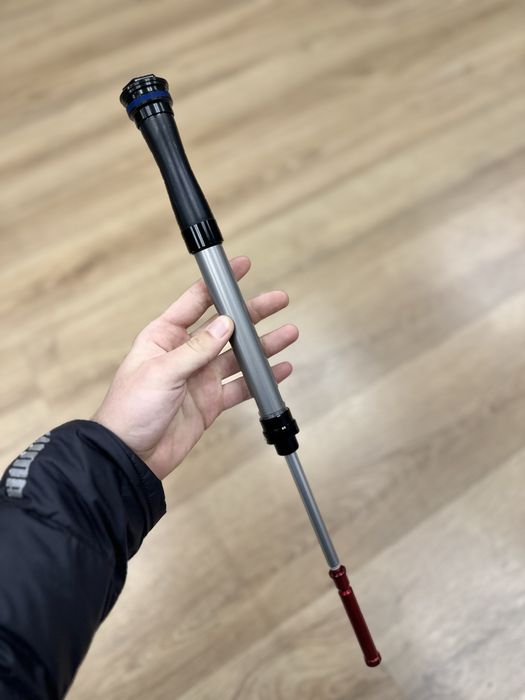 Tłumik Rock Shox Charger 2 SID / Reba blokada bez end cupu