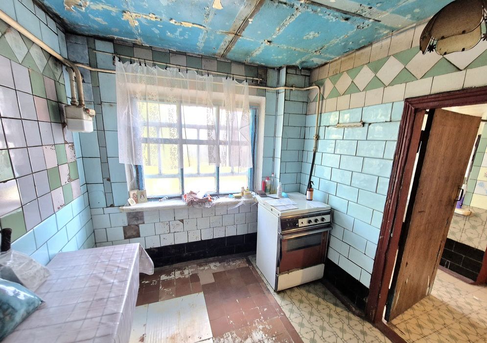 Передмістя Житомира с. Глибочиця будинок цегляний 60 кв.м газ 4 кімнати