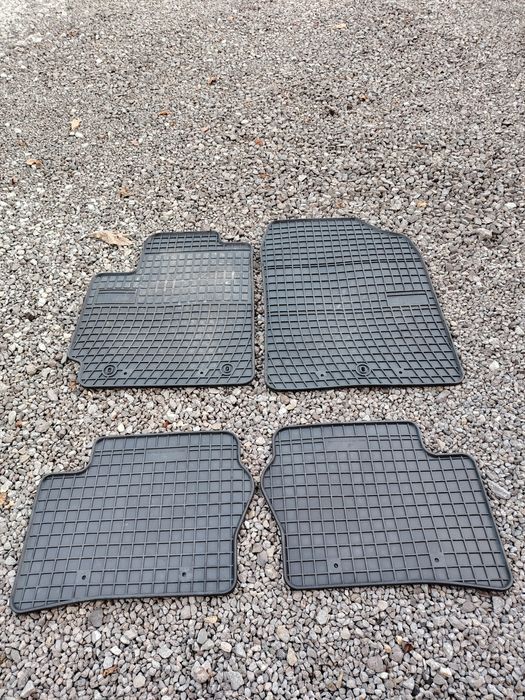 Kia Picanto dywaniki gumowe