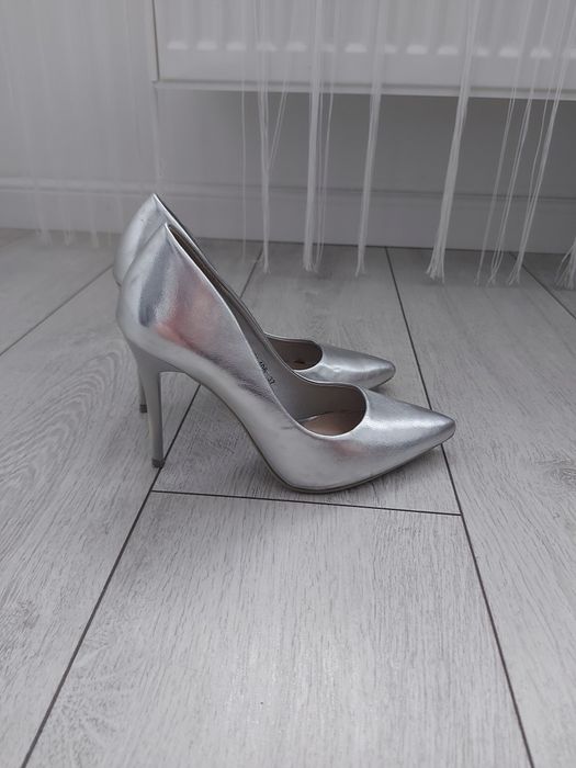 Buty na szpilce Szpilki srebrne 37 czółenka