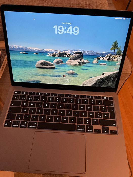 APPLE MacBook M1