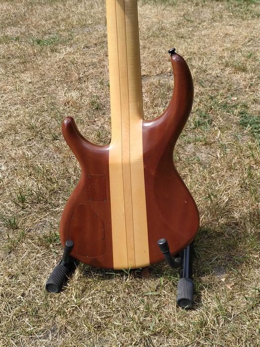 Gitara basowa Langowski 5 strun custom