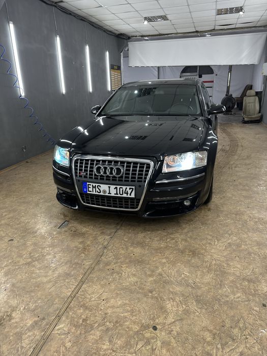 Крило Ауді А8Д3 крыла Audi A8D3
