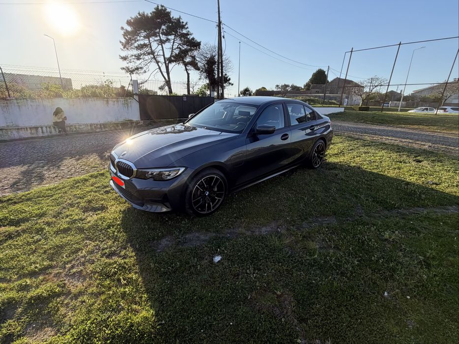 BMW 330e Plug-in 292cv