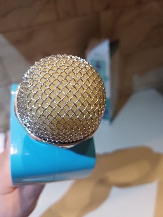 Mikrofon Stitch karaoke