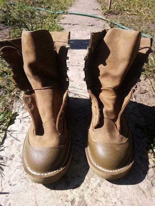 Продам берцы Vibram