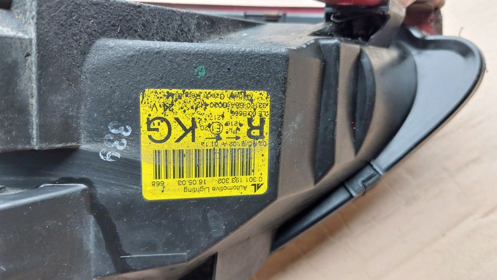 Honda Civic VII 01 05 EU EP 3d 5d Lampa Przód Prawa OE Wwa