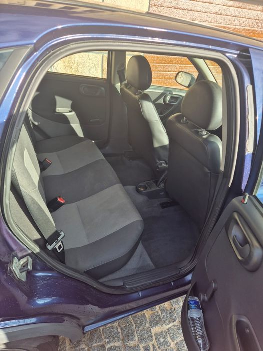 Opel corsa C em bom estado