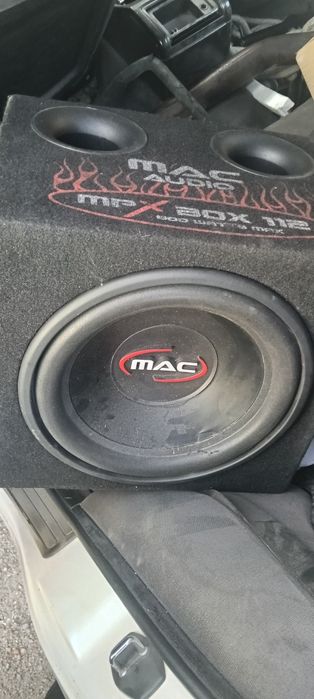 Vendo subwoofer mac audio 800w