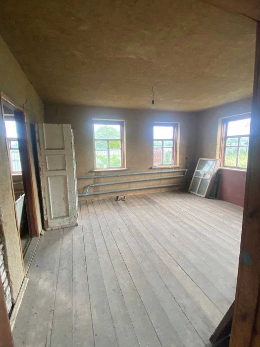 Продается дом в поселке Бірки (Змиевской район)