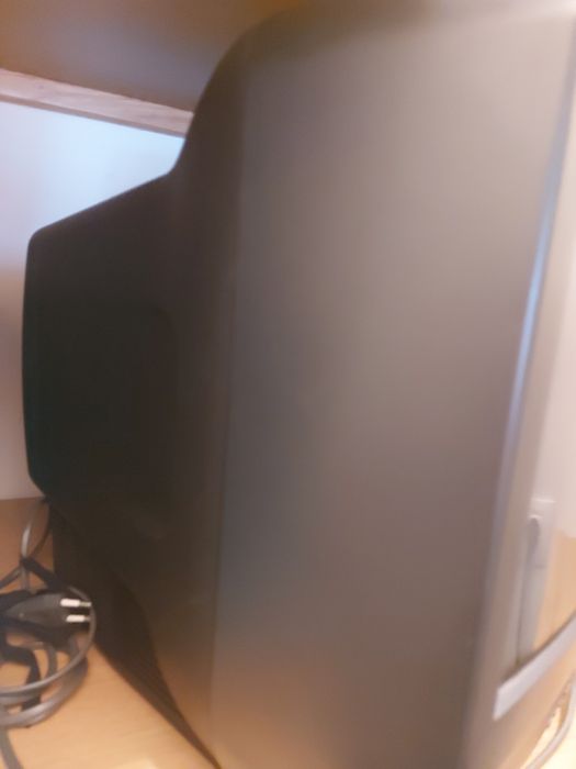 TV antiga em bom estado