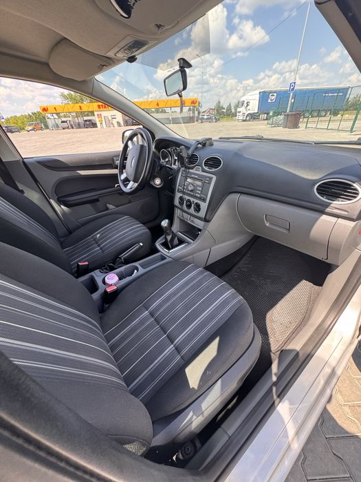 Ford Focus 2 rest