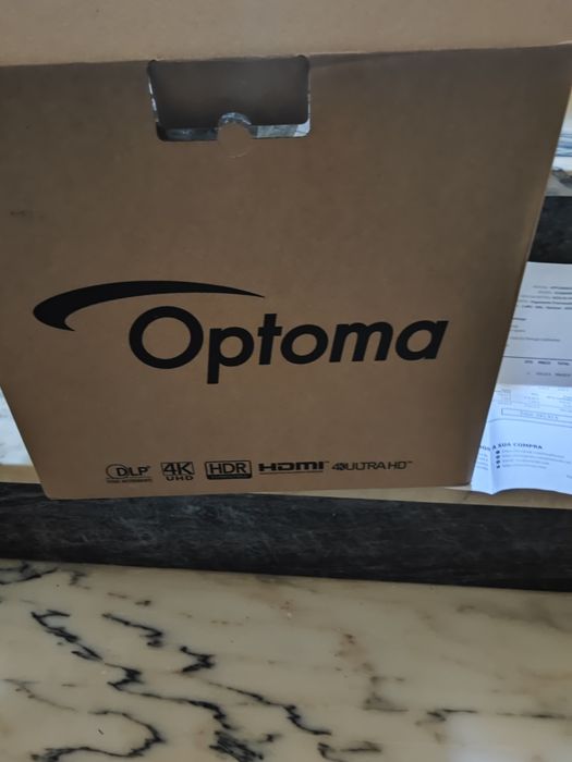 Projector Optoma UHD 35 4K ultra hd nativo, garantia e fatura