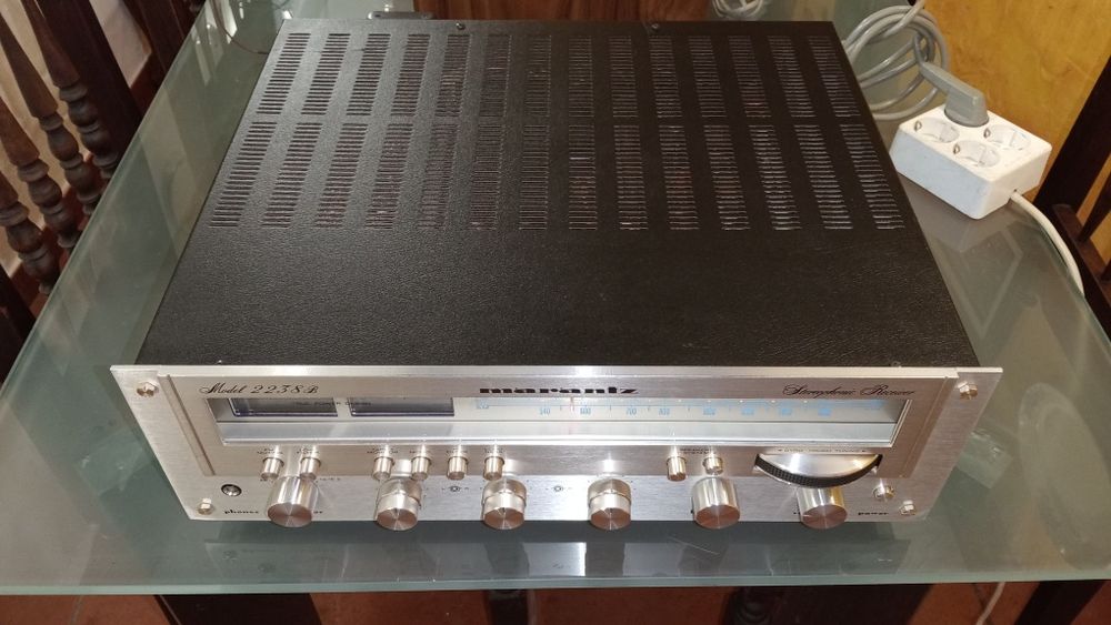Marantz Model 2238B