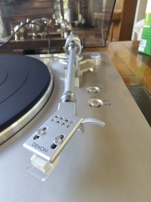 Gramofon Denon DP-300F plus gratis vinyl winyl