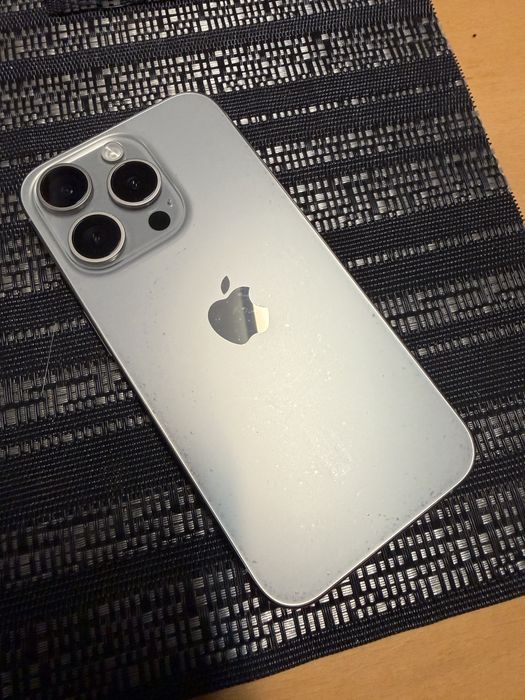 Iphone 15 Pro 256gb Bateria 85%