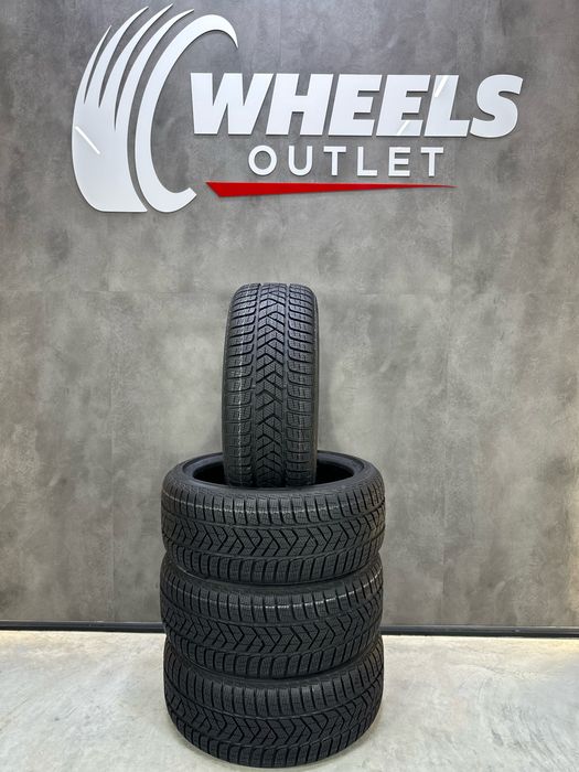 Нові зимові шини Pirelli Sottozero3 225/40 R18 92V AO