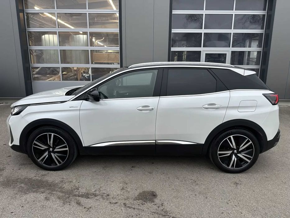 Peugeot 3008      2021