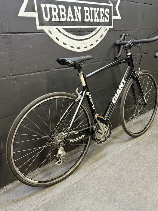 Rower szosowy Giant Defy Kolarzówka Shimano 54 cm Urban Bikes