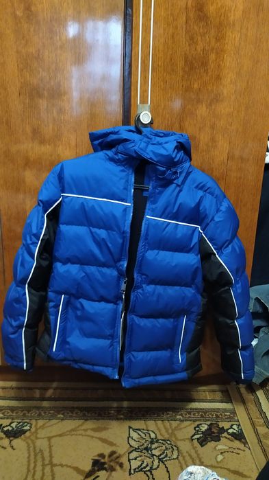 Куртка на хлопчика  12-14 років.