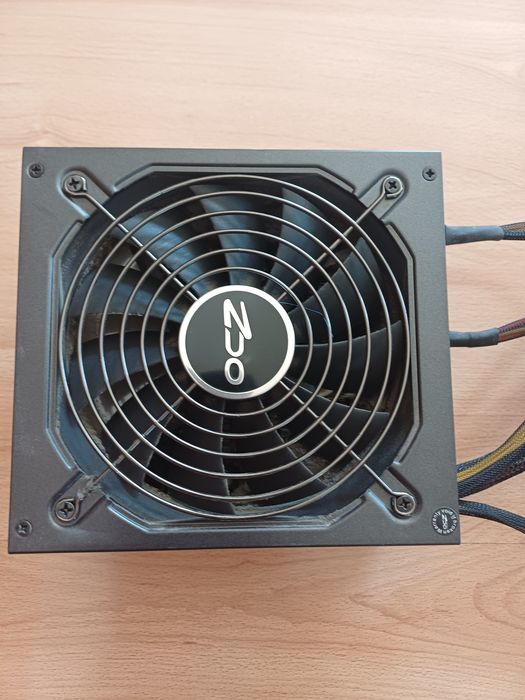 Zasilacze komputerowe OCZ 600W i 700W - 2 sztuki