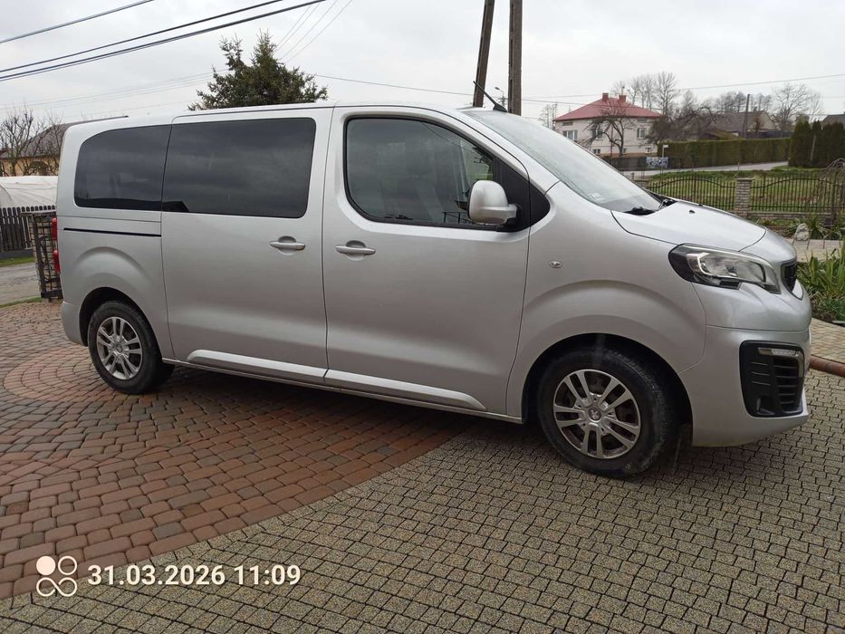 Peugeot Expert Traveller