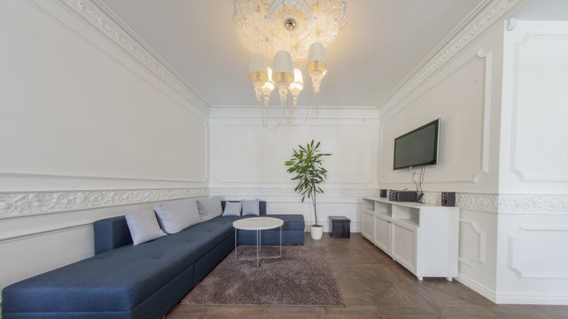 Квартира вул. Гончара,47б Золоті Ворота Інвертор на 16квт