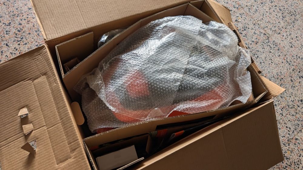 Robot Cortarelva FLYMO 1200R - Novo em caixa