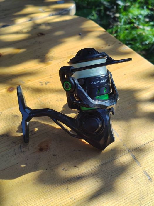 Спінінгова катушка Mifine Carbon Tech GT 151 G 1000 series