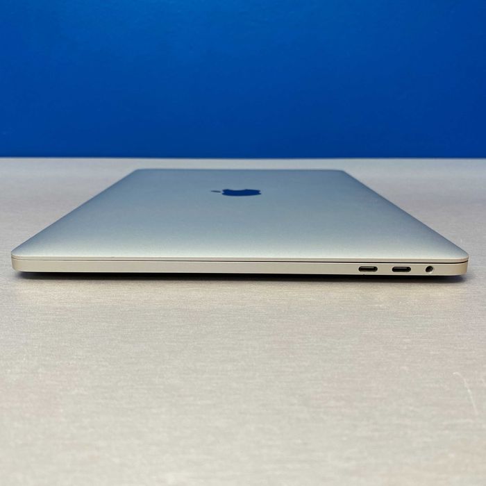 Apple MacBook Pro 13" Touch Bar - A1706 - Mid 2017 (i5/16GB/256GB SSD)