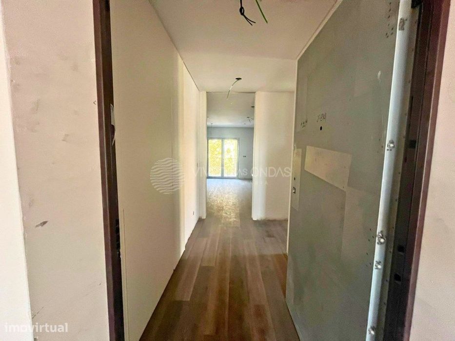 Apartamento T1 com 67m2, inserido em empreendimento exclusivo, na C...