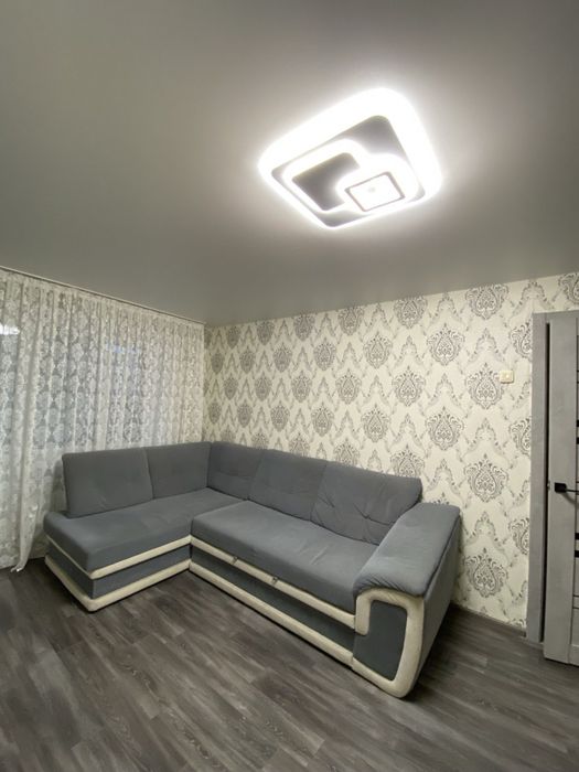 Сдаю в аренду по добово 2-кімнатну квартиру