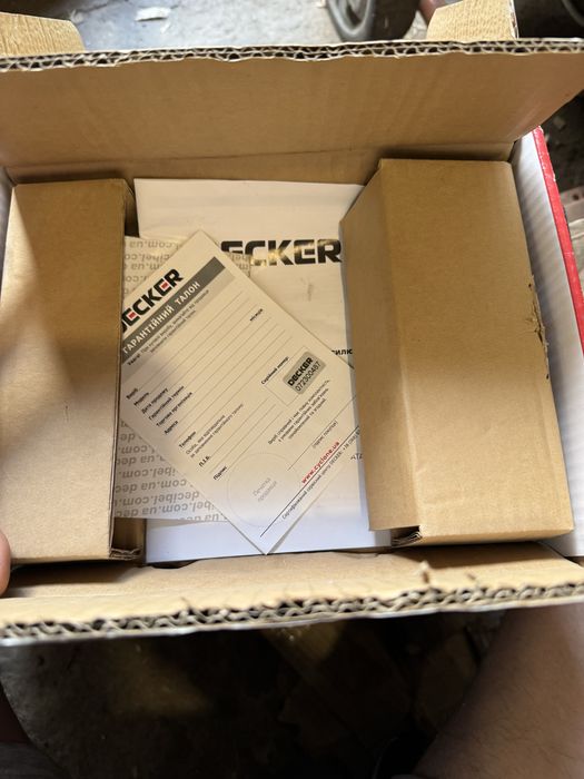 Продам 2-канальний підсилювач DECKER PS 2.100.
