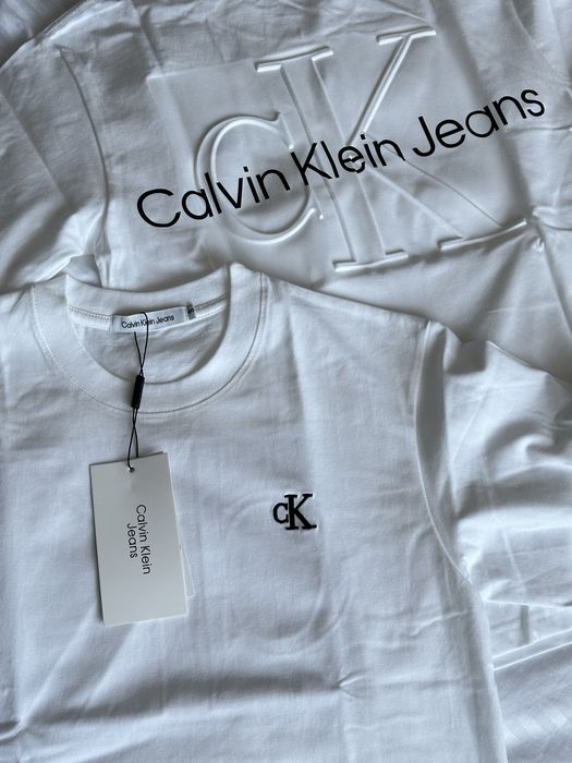 Футболка Calvin Klein, жіноча футболка