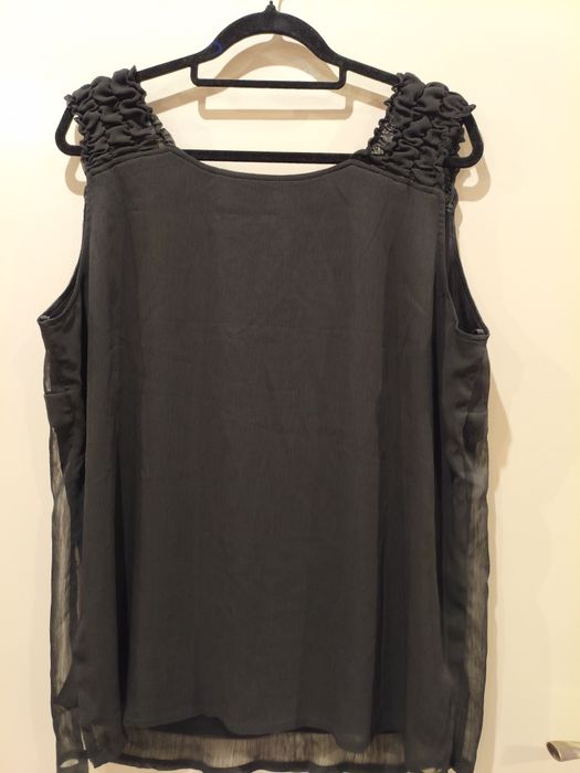 Nowa elegancka czarna bluzka roz. 52