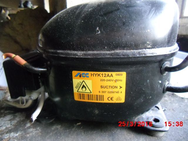 Б/У компресор для холодильника (r 600,r134,є гурт)(ЧИТАЙТЕ ОПИС)