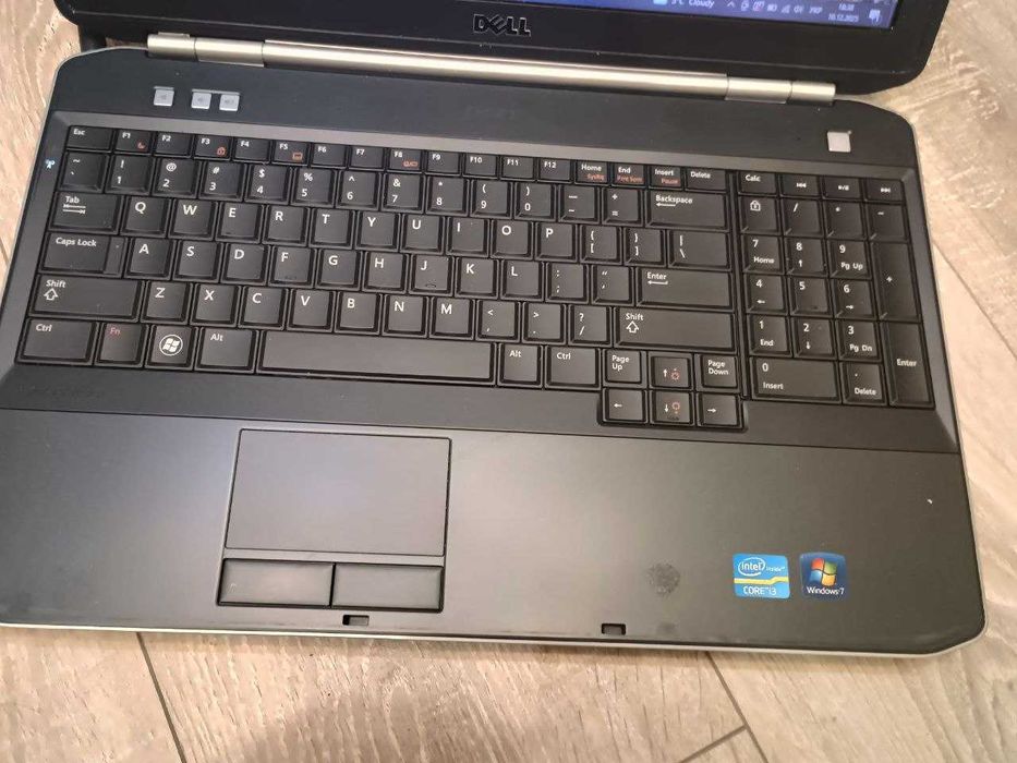 Dell latitude e5520 i3\8gb