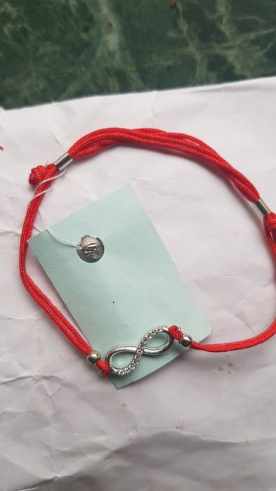 Браслет срібний з червоною ниткою