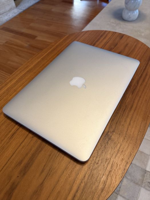 Macbook PRO late 2015 13” 16GB RAM, 500GB SSD