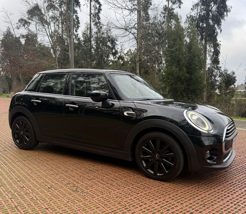 MiNi One  2021      1.5 Turbo 102cv
