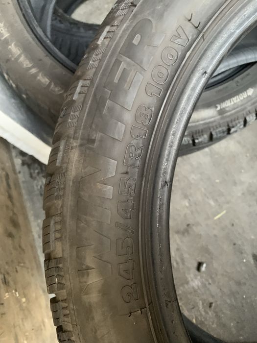 2x zima Strial 245/45/18