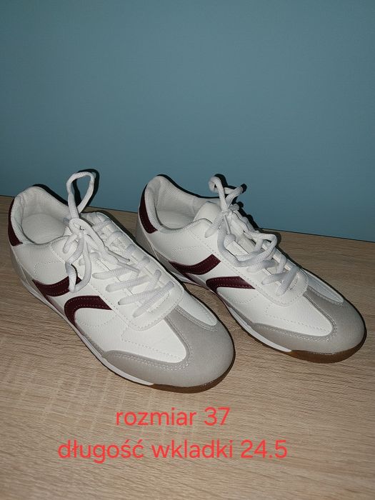 Paka butów dla dziewczynki