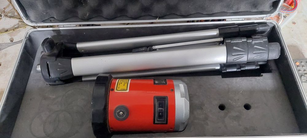Laser krzyzowy lux tool 575825