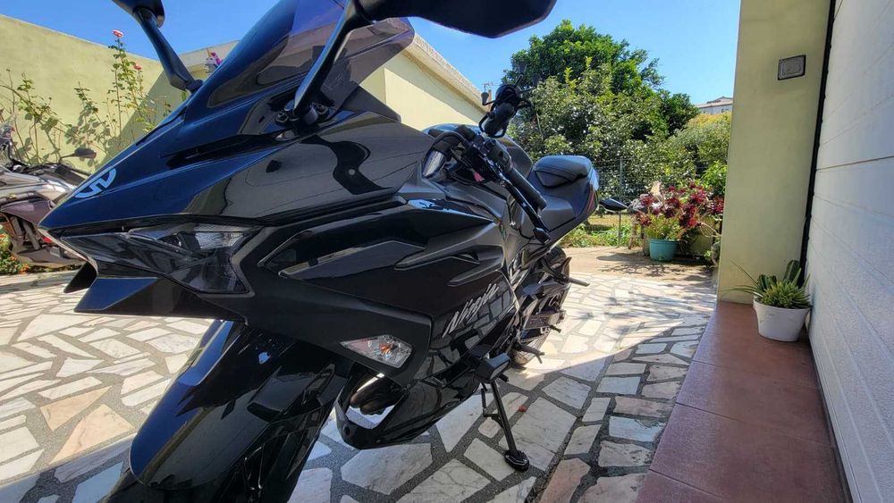 Kawasaki Ninja 500 - 2024