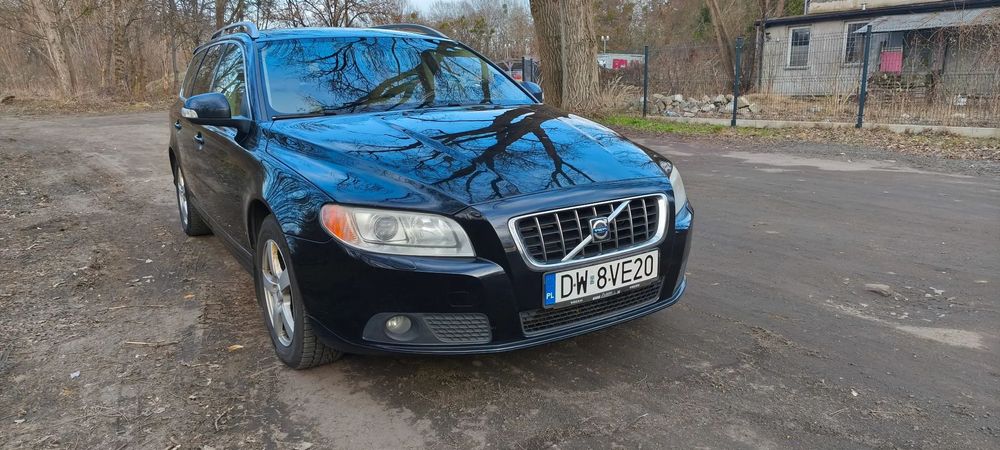 Volvo V70 Volvo V70 2008 r. 3.2 benz. + LPG, Summum