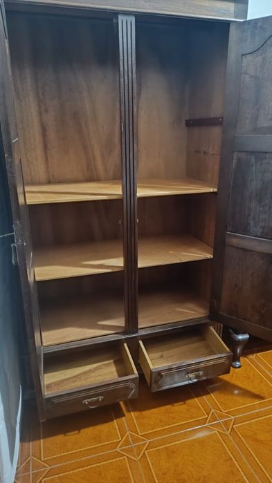 Guarda vestidos madeira