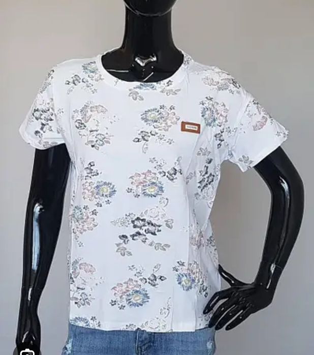 Фудболка жіноча 44 р