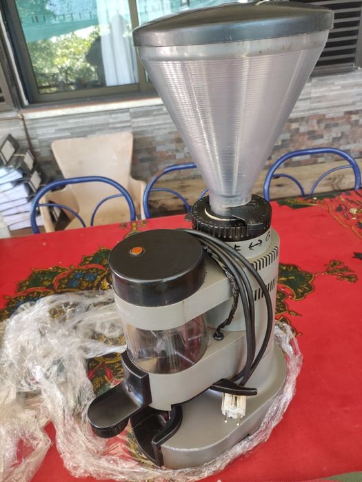 Moinho de café usado