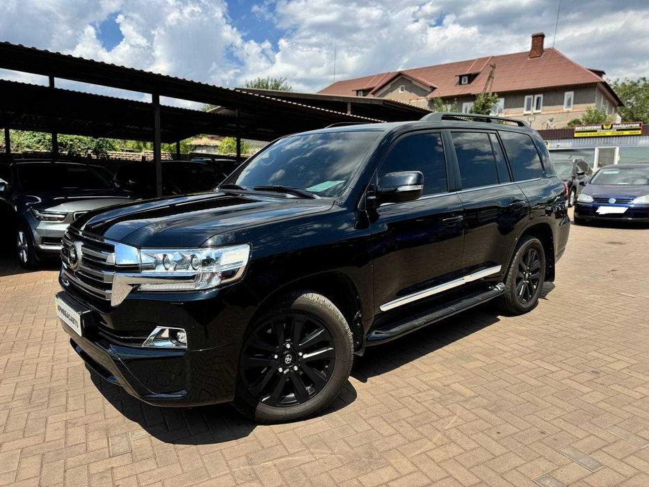 Toyota Land Cruiser 200