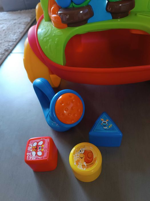 Andador Chicco com Acessórios e atividades